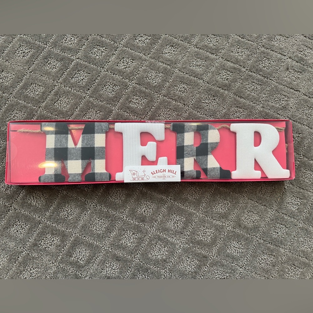 NWT Sleigh Hill Trading co MERRY Banner Christmas Plaid Holiday Decor 6ft